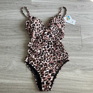 NEW Women’s One Piece Cheetah Swimsuit size S